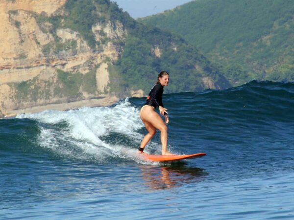 How to Pick the Right Surf Board for Selong Belanak Waves